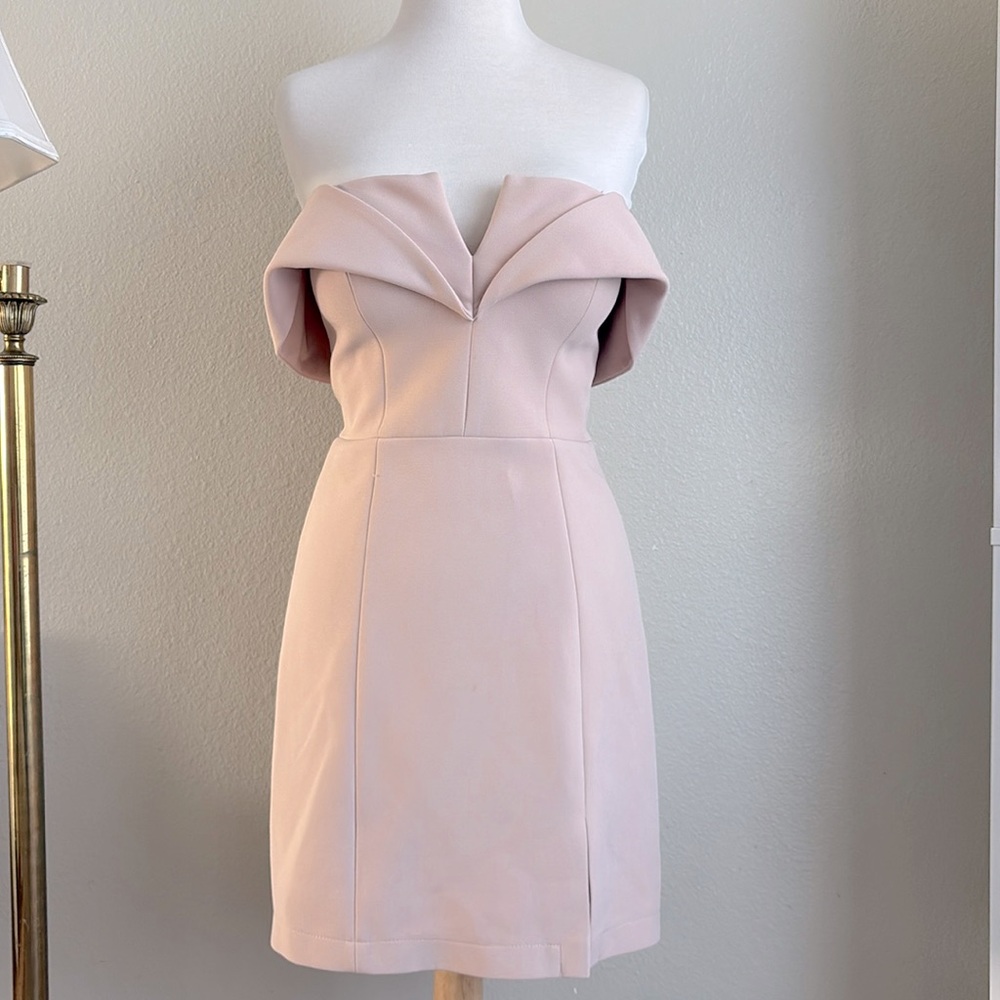 BCBG MAXAZRIA  STRAPLESS COCKTAIL DRESS